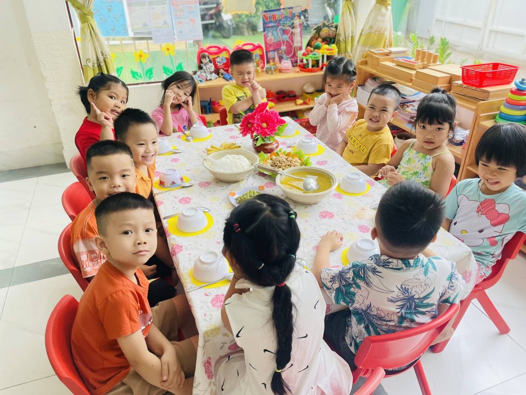 Trường Mầm Non Việt Âu 