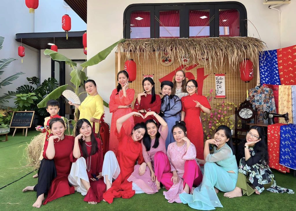 giáo viên tại NAMIS American Montessori 